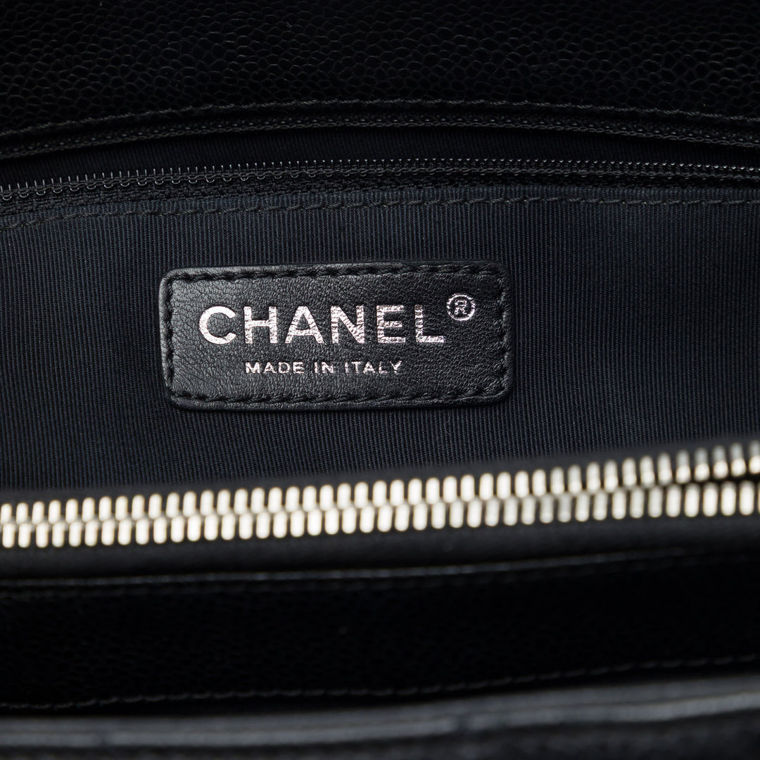 Chanel Cabas Cuir caviar Noir – vue 5 – GABY PARIS