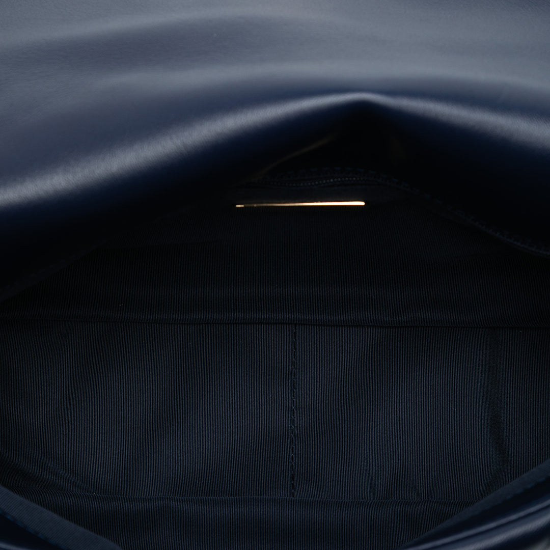 Chanel Large Cuir d’agneau 19 à rabat