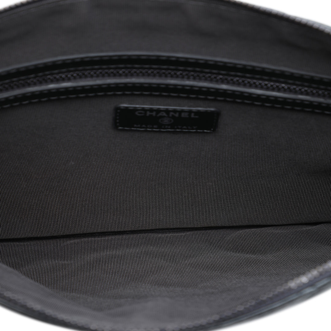 Matelassé vieilli Chaîne Pompon O Étui Pochette Moyen Cuir de veau Gris