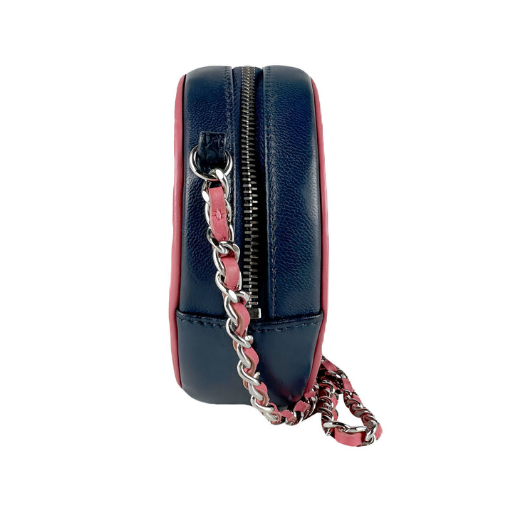 Chanel Matelassé Color Pop Rond Pochette avec chaîne Cuir d'agneau Bleu – vue 12 – GABY PARIS