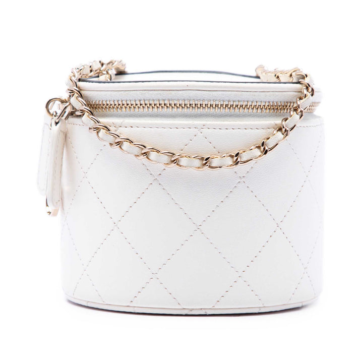 Chanel Matelassé Chaîne et Charm Vanity Cuir d'agneau Blanc