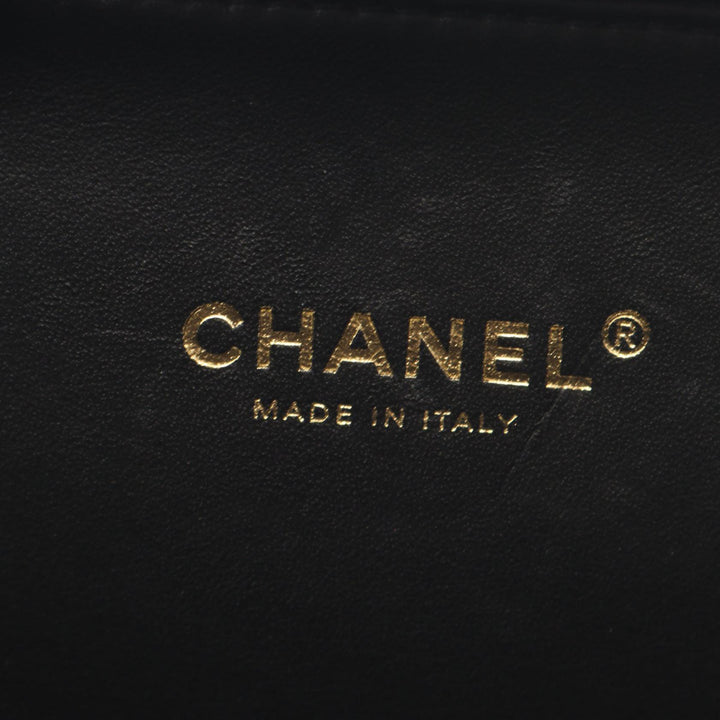 Chanel CC Filigree Vanity Petit Cuir d'agneau Noir – vue 5 – GABY PARIS