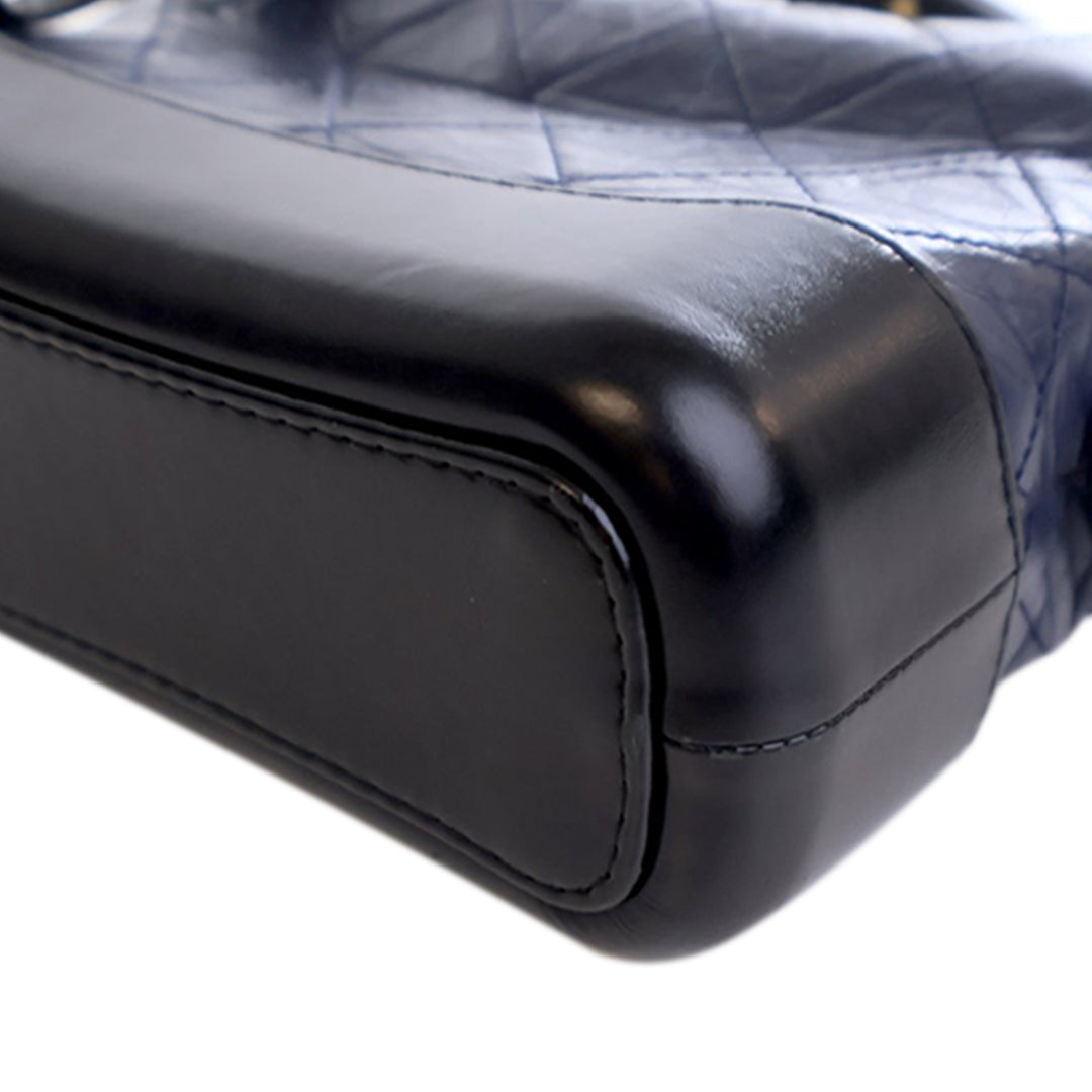 Chanel Small Bicolor vieilli Cuir de veau Gabrielle Sac porté croisé