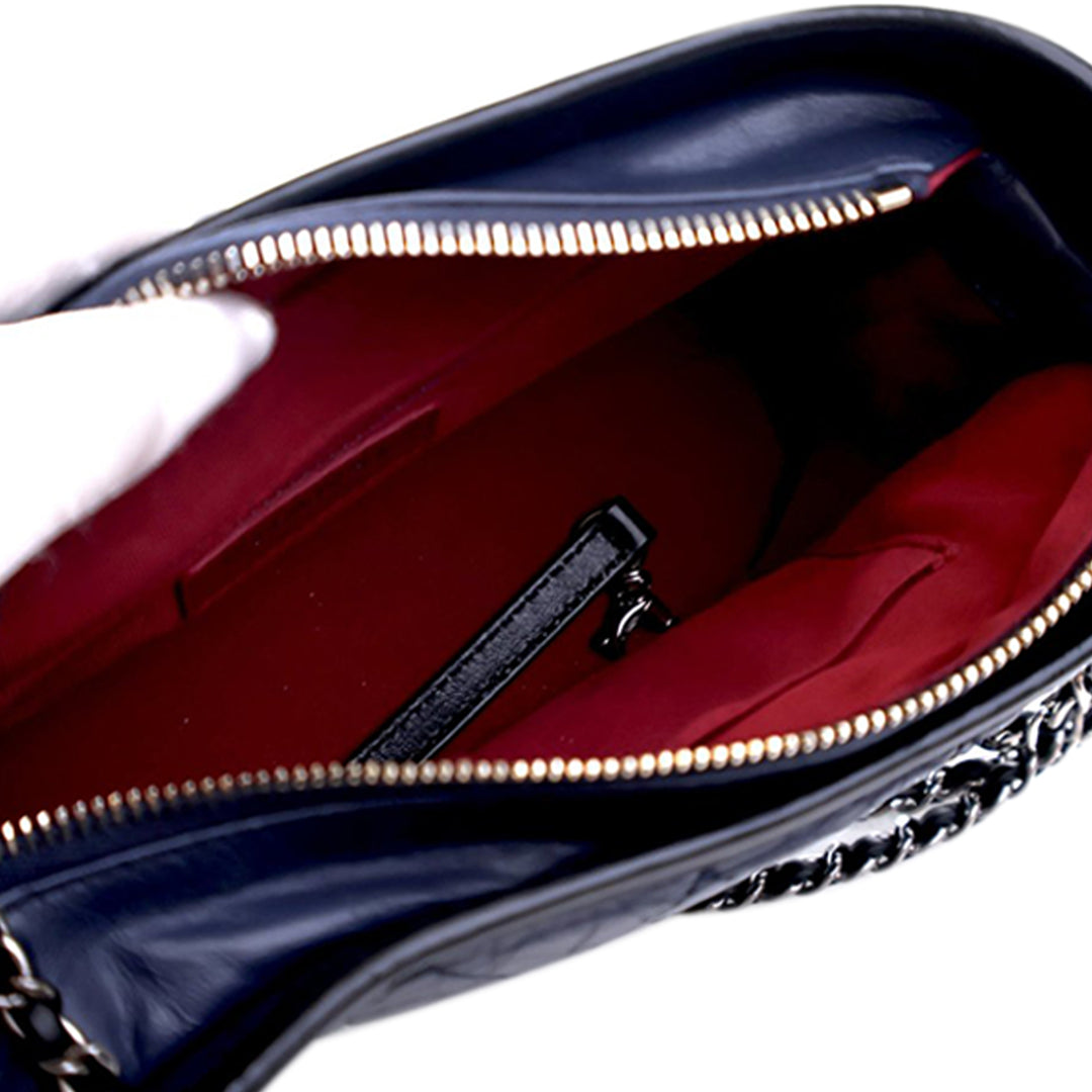 Chanel Small Bicolor vieilli Cuir de veau Gabrielle Sac porté croisé