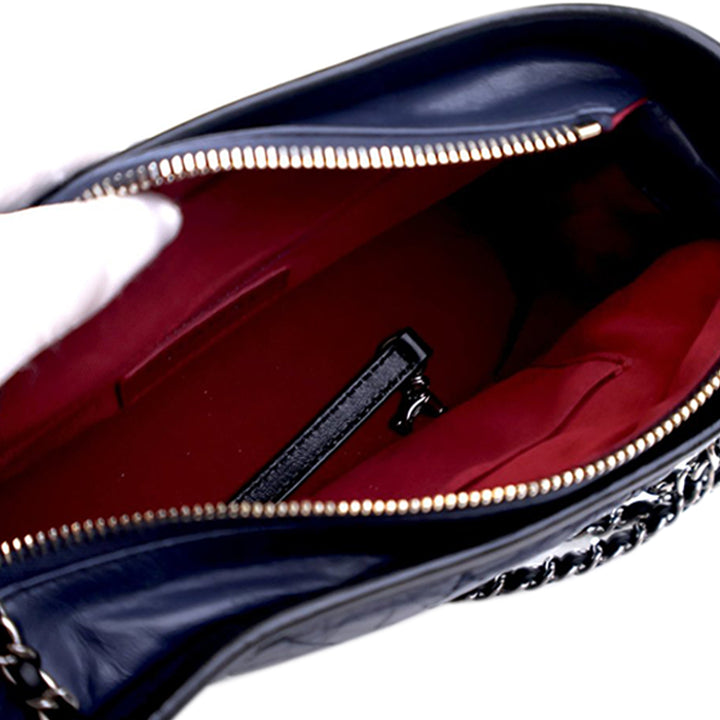 Chanel Small Bicolor vieilli Cuir de veau Gabrielle Sac porté croisé