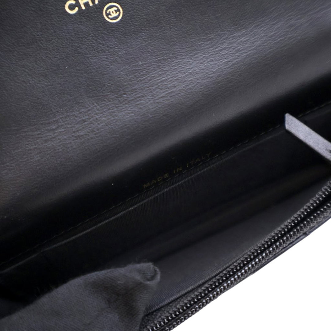 Chanel Matelassé Cuir d’agneau Maxi Perles Pochette avec chaîne – GABY PARIS Authentique