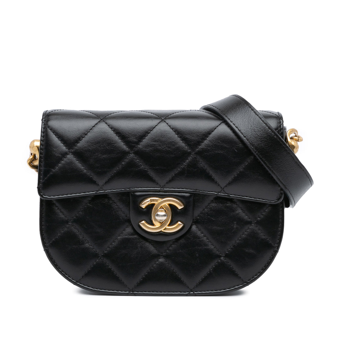 Chanel CC Matelassé Rond Moon Messenger à rabat Cuir de veau