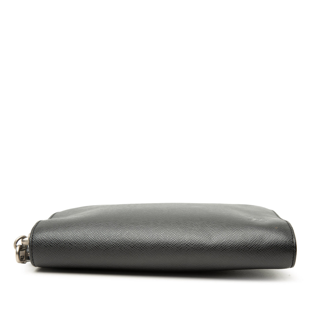 Louis Vuitton Taiga Pochette Baikal