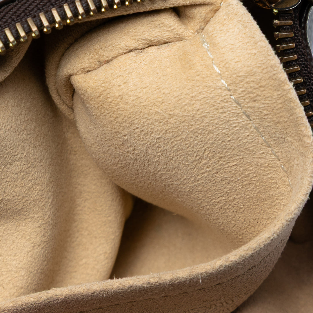 Louis Vuitton Monogram Pochette Milla MM