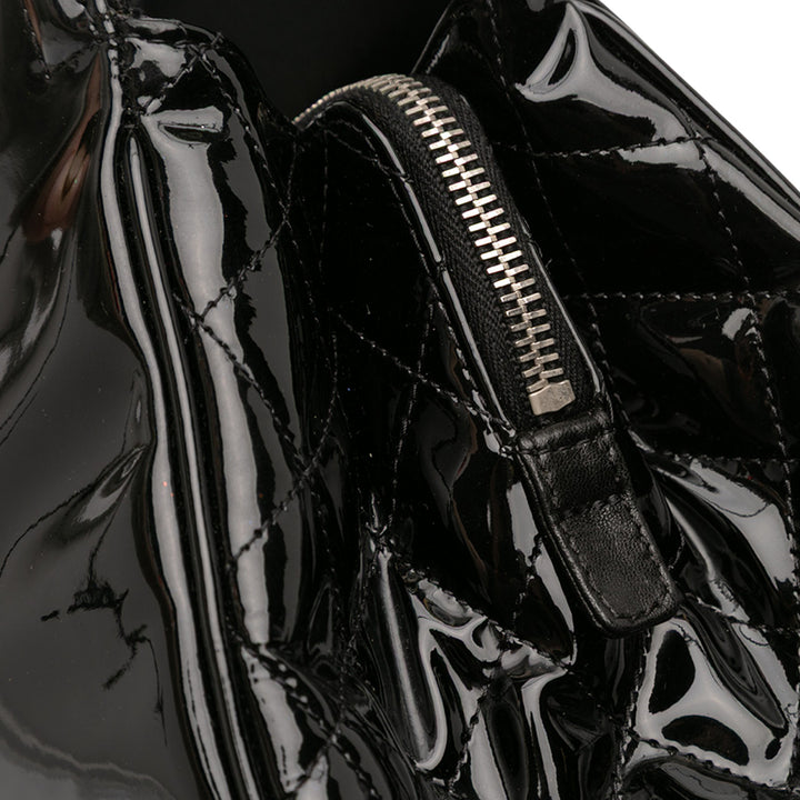 Chanel Small Cuir verni Lipstick Cabas Noir