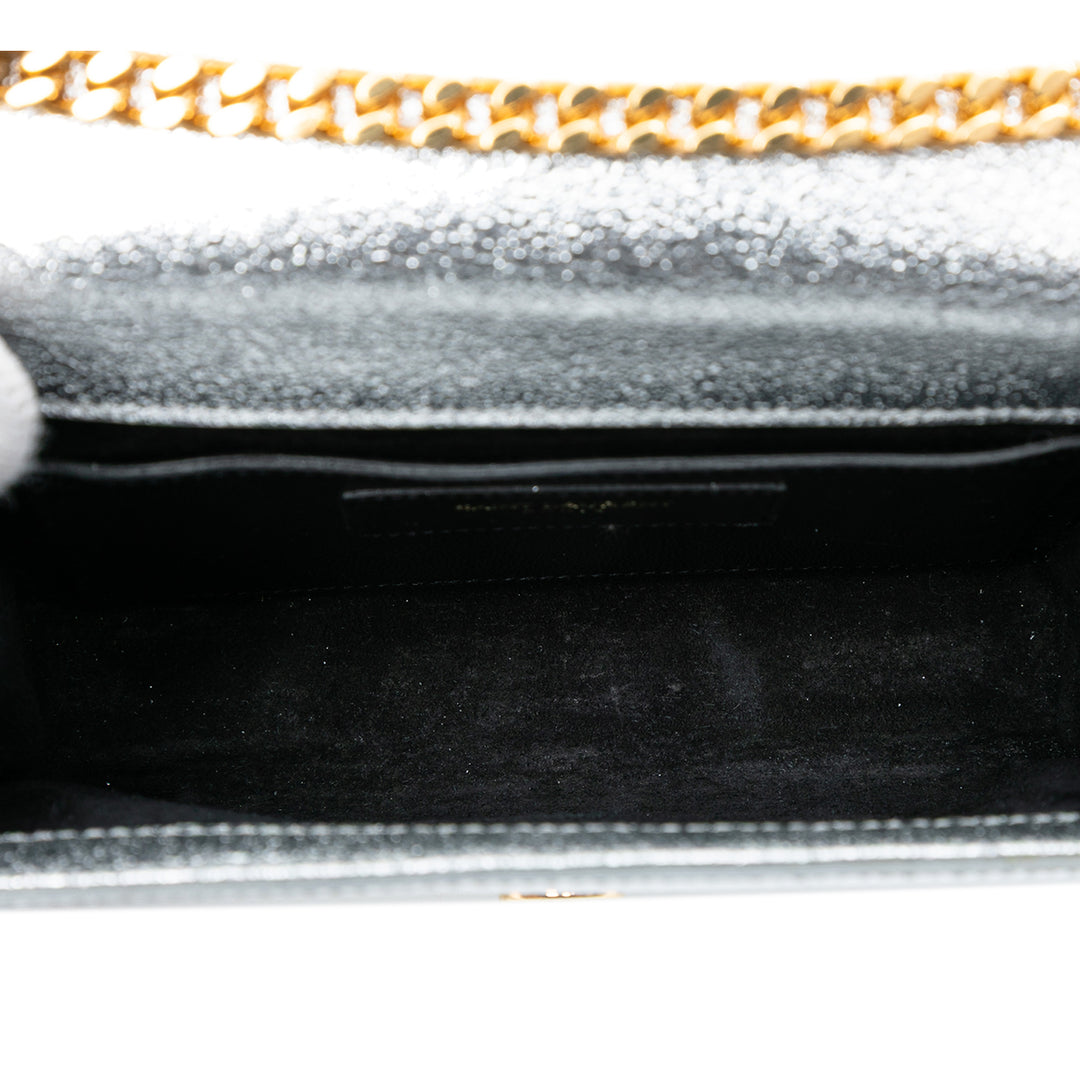 Saint Laurent Small Métallisé Cuir de veau Classic Monogram Kate Sac porté croisé Argenté
