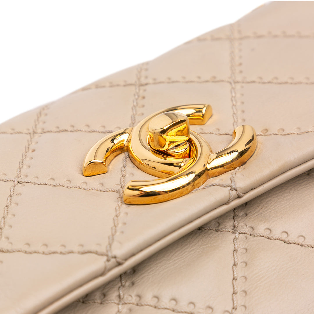 Chanel Quilted Cuir de veau Ultimate Stitch Retro Chain Flap Marron