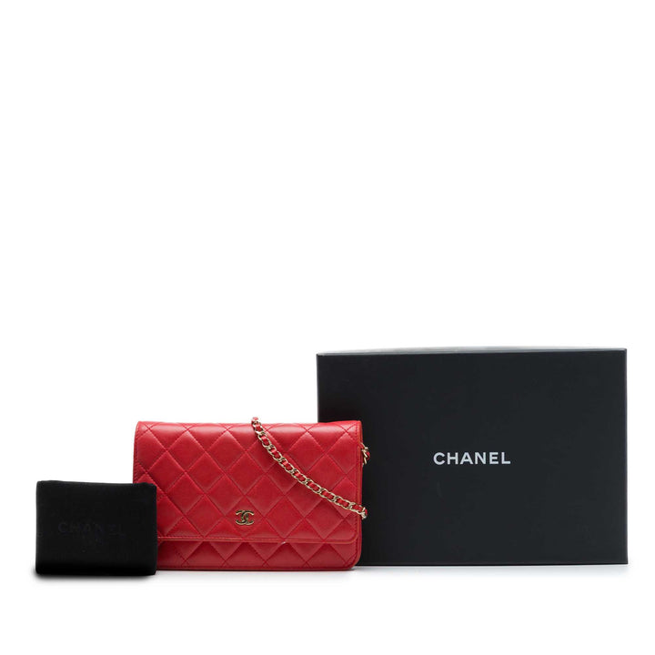 CC Matelassé Wallet on Chain Cuir d'agneau Rouge