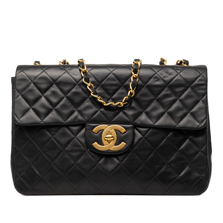 Chanel Maxi XL Classic Cuir d’agneau Simple rabat