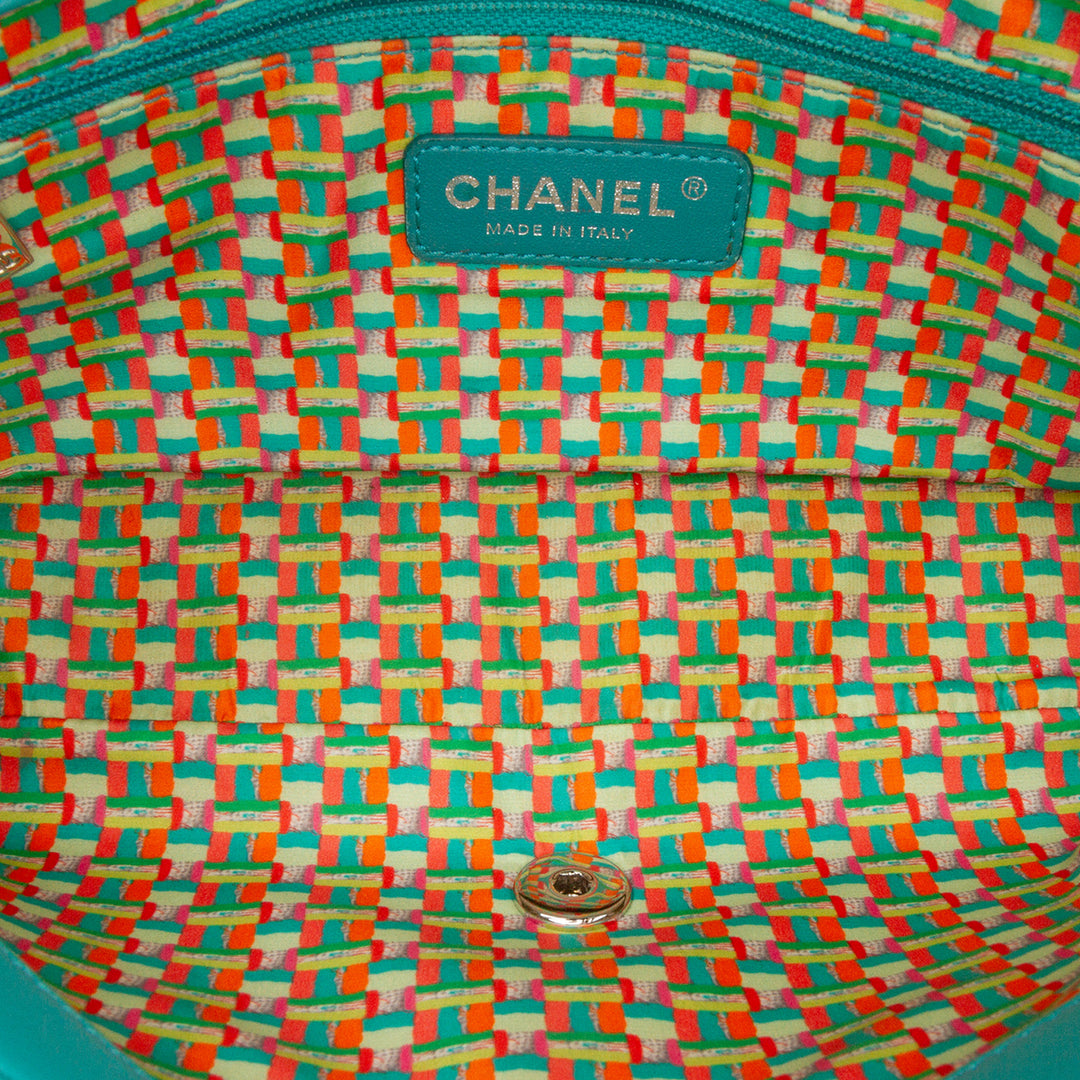 Chanel Paris-Seoul Medium Cuir d’agneau Coco Rain Flap Vert – GABY PARIS Authentique