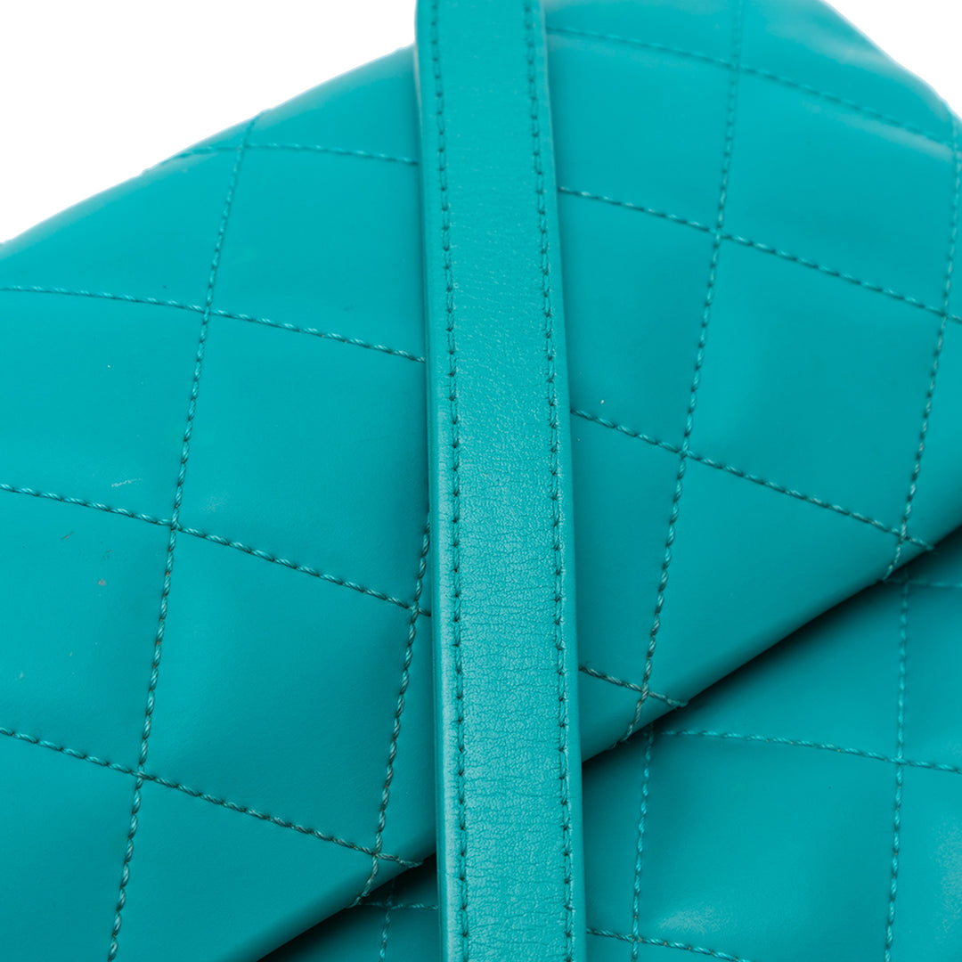 Chanel Paris-Seoul Medium Cuir d’agneau Coco Rain Flap Vert – GABY PARIS Authentique