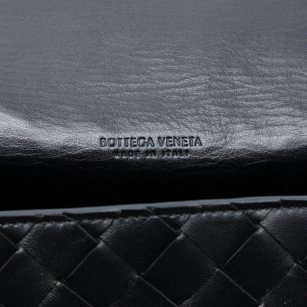 Bottega Veneta Nappa Intrecciato Pochette On Strap Sac porté croisé