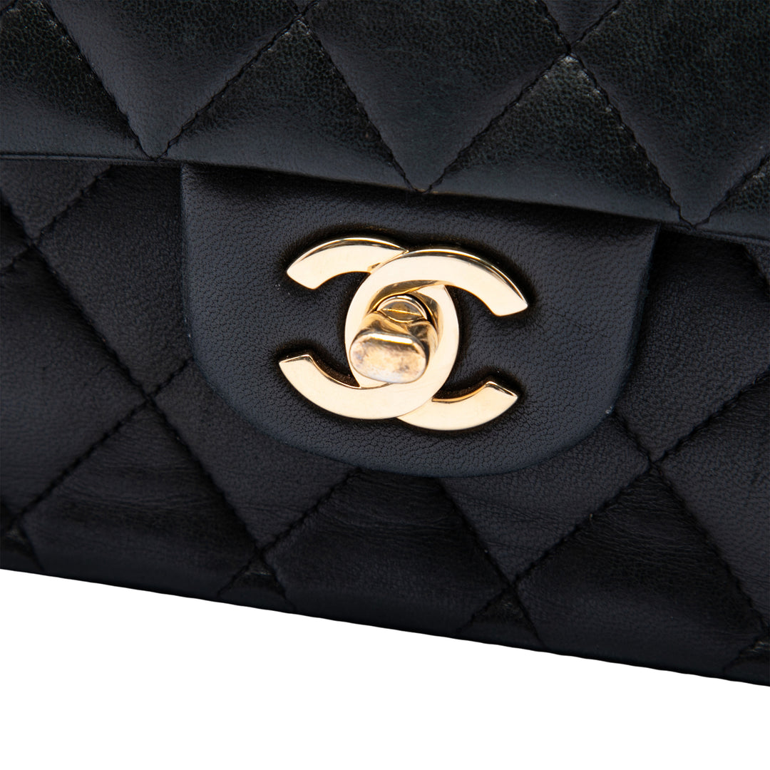 Classic Double rabat Moyen Cuir d'agneau Noir