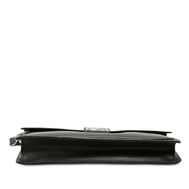 Taiga Belaia Pochette Noir