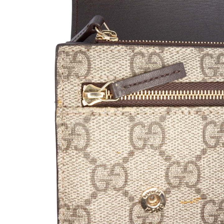 Gucci GG Supreme Pochette