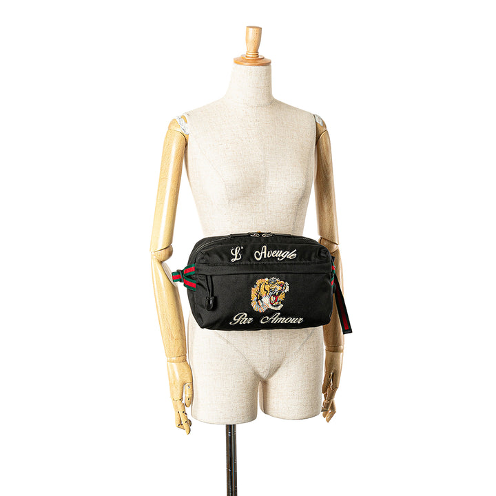 Techno Canvas Web L Aveugle Par Amour Embroidered Belt Bag Black - Gaby Paris