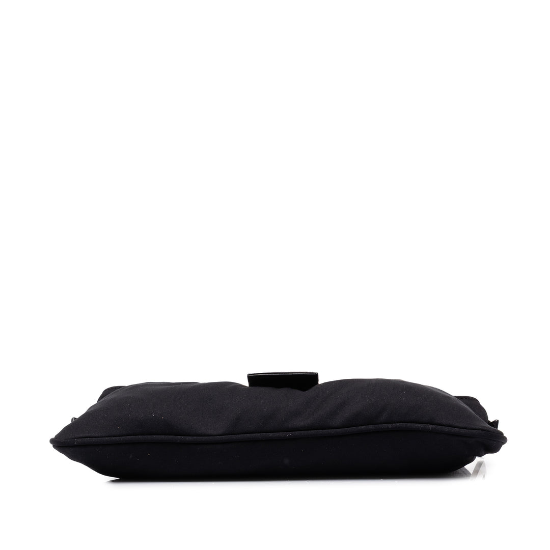 Fendi Jersey Baguette Sac Noir – vue 3 – GABY PARIS