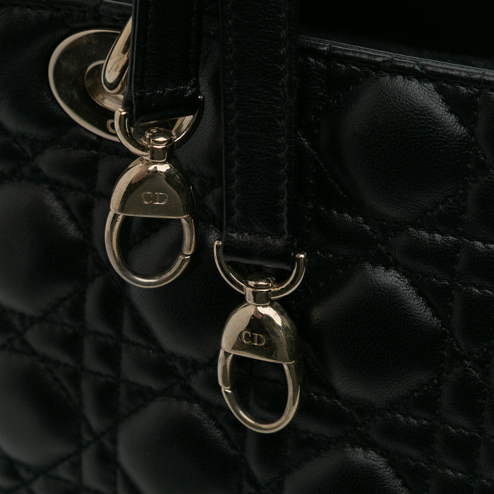 Dior Medium Cuir d’agneau Cannage Pearl Lady Dior Noir – GABY PARIS Authentique