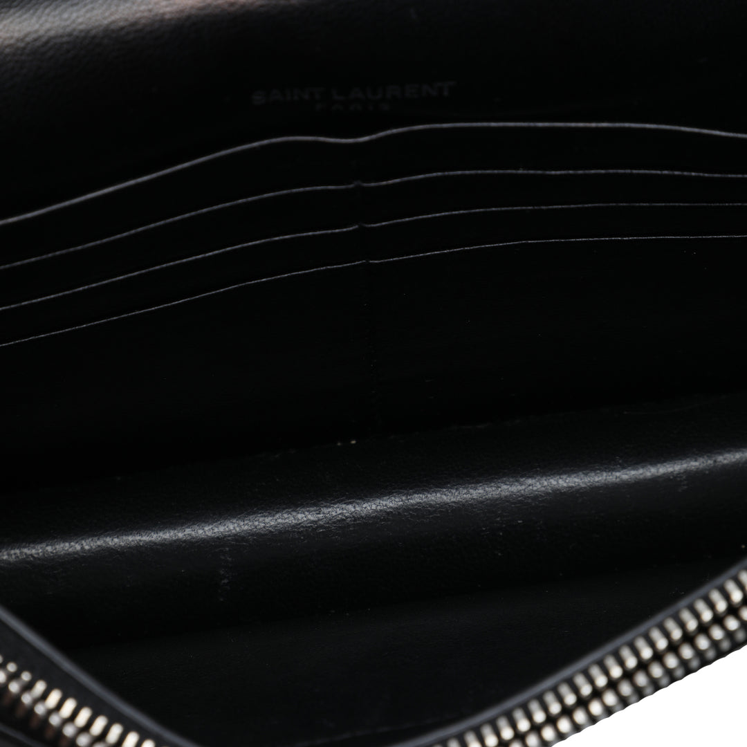 Croc embossé Kate Pompon Wallet on Chain Noir