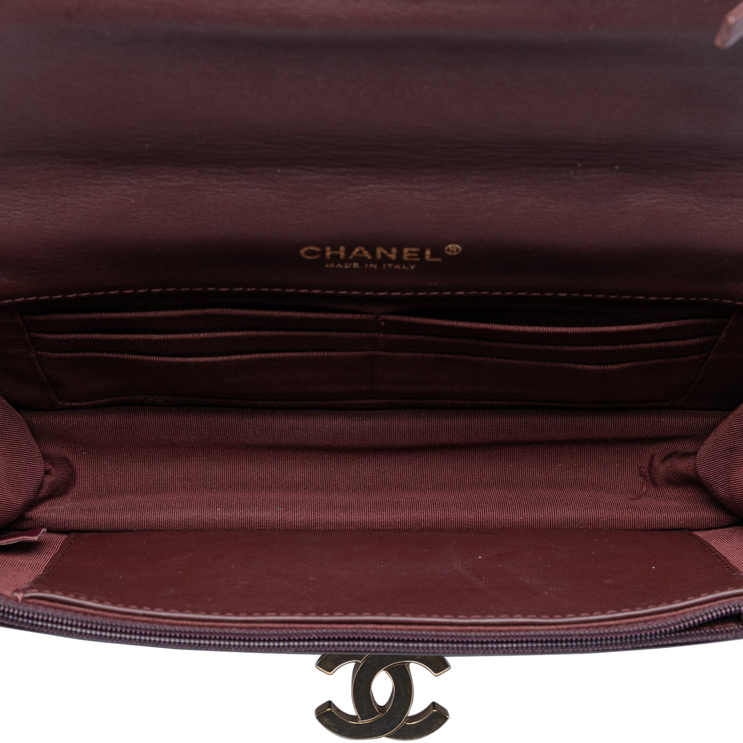 Chanel Matelassé Cuir verni Golden Class East West Wallet on Chain