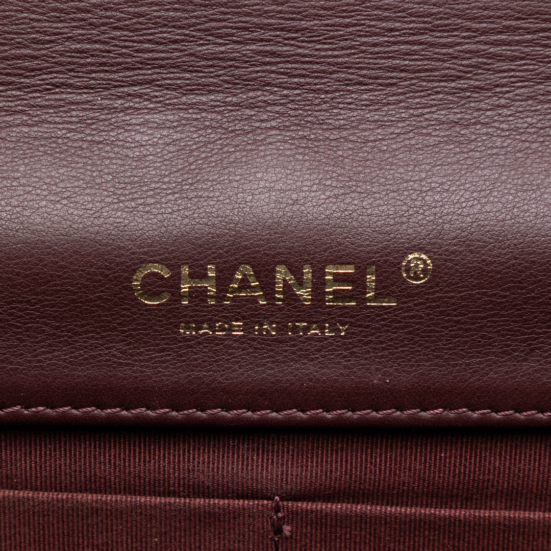 Chanel Matelassé Cuir verni Golden Class East West Wallet on Chain