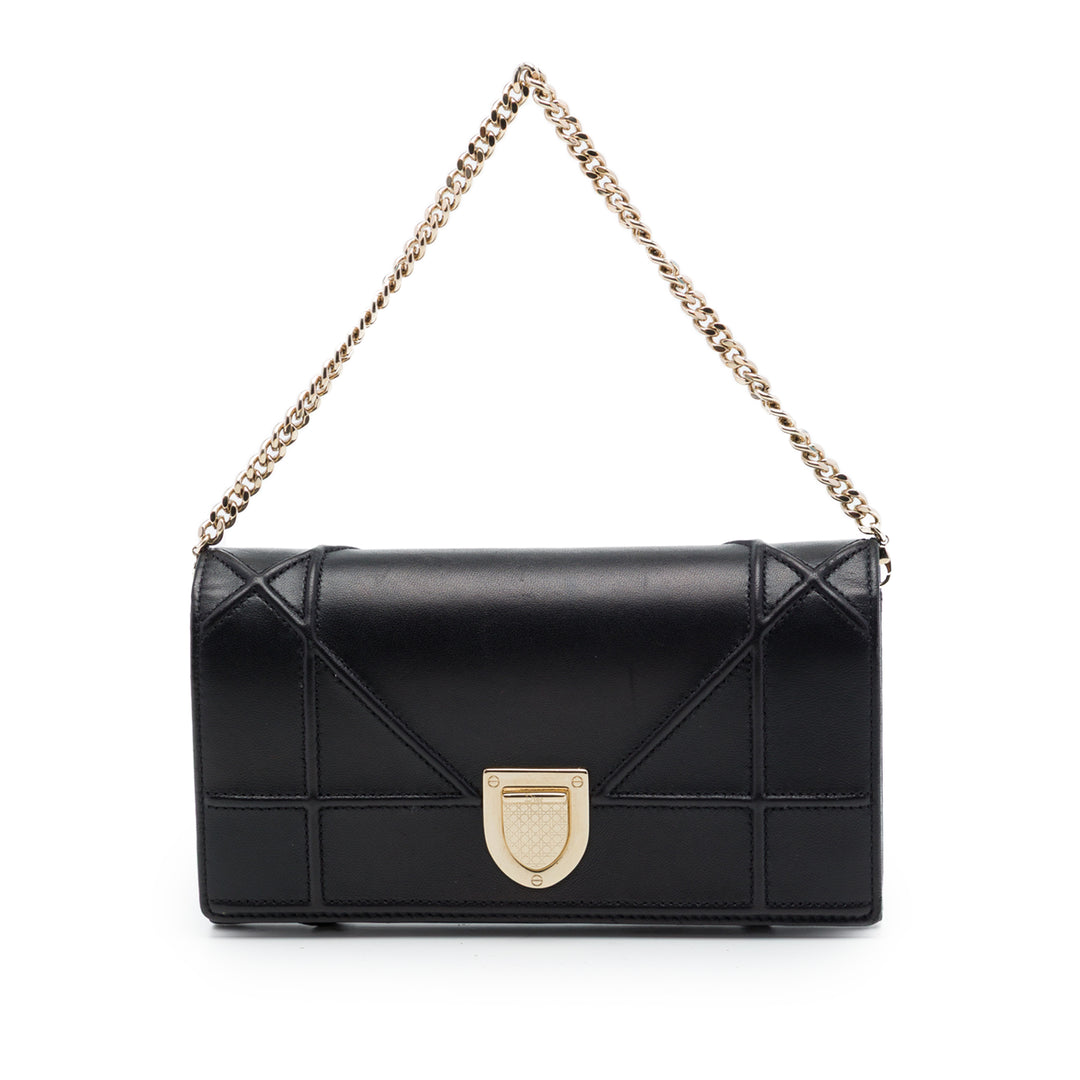 Dior Sac à main Diorama Croisiere Wallet on Chain Cuir de veau lisse Noir – vue principale – GABY PARIS