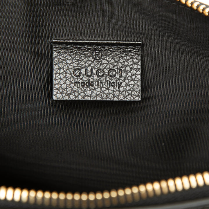 Gucci grainé Zumi Zippé Pochette Cuir de veau grainé Noir – vue 5 – GABY PARIS