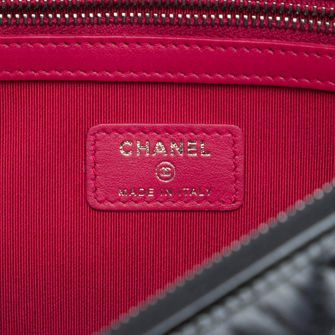 Chanel Large vieilli Cuir de veau Gabrielle O Étui Pochette