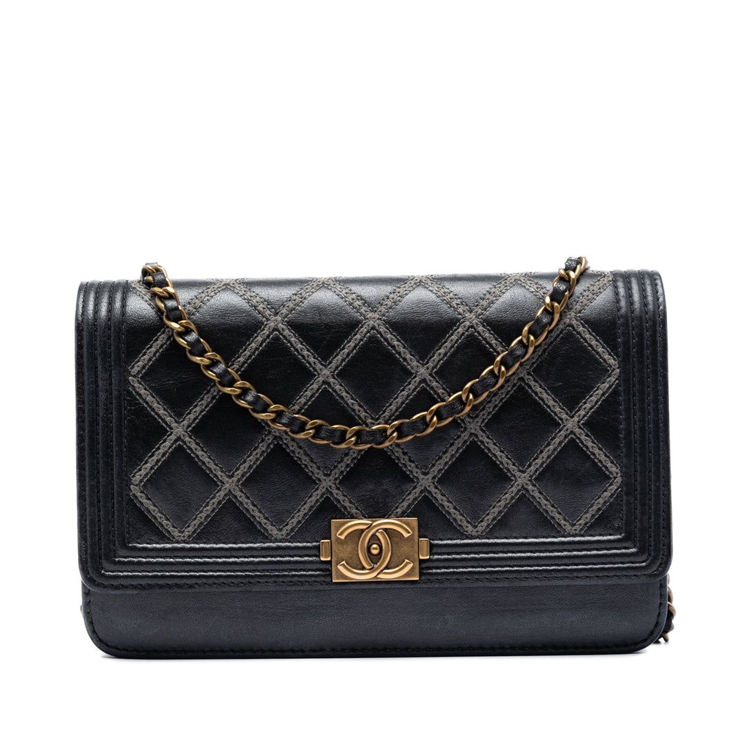 Chanel Matelassé Cuir d’agneau Double Stitch Boy Wallet on Chain