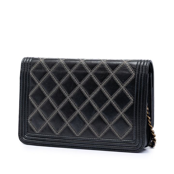 Chanel Matelassé Cuir d’agneau Double Stitch Boy Wallet on Chain