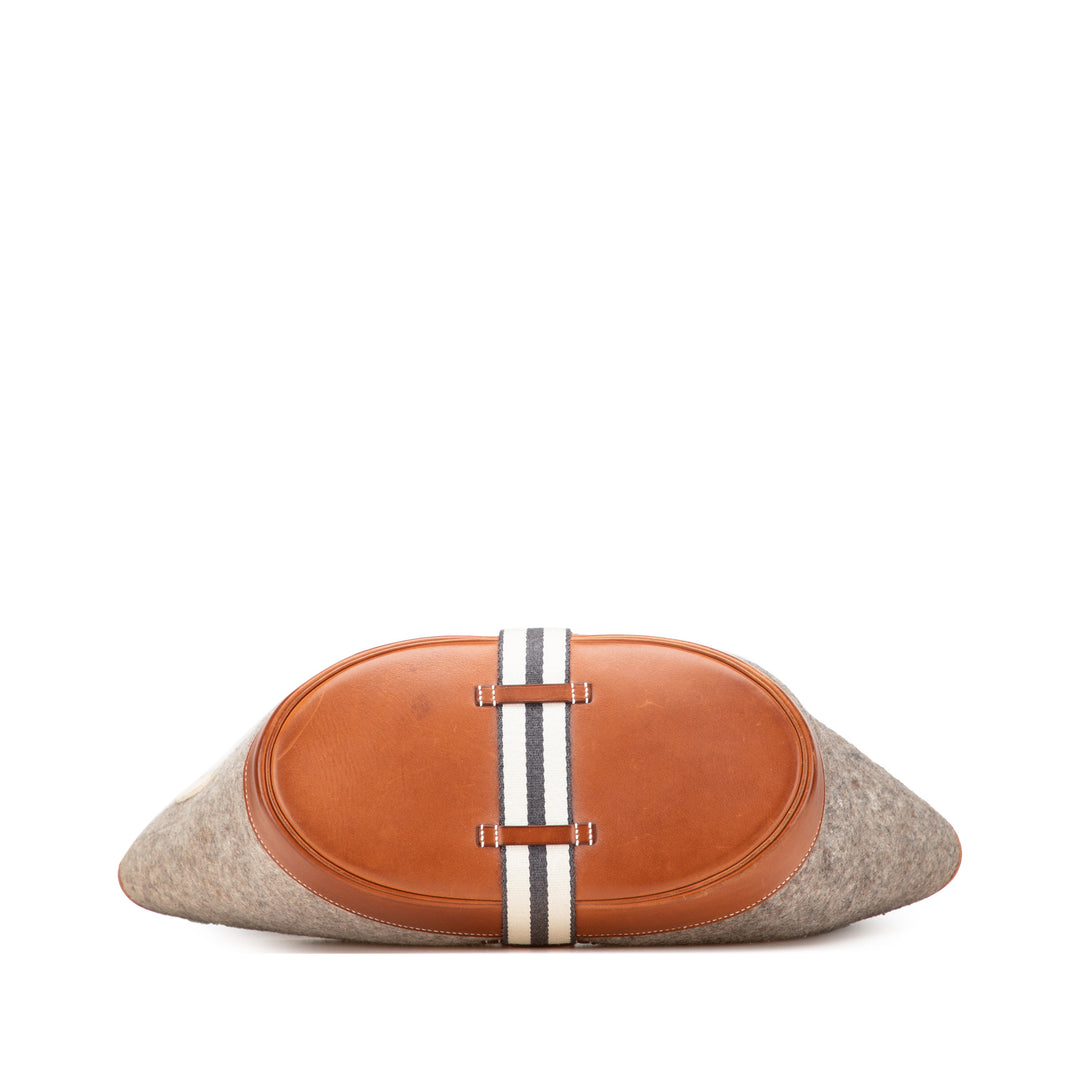 Hermès Felt Camails Bucket Bag Gris