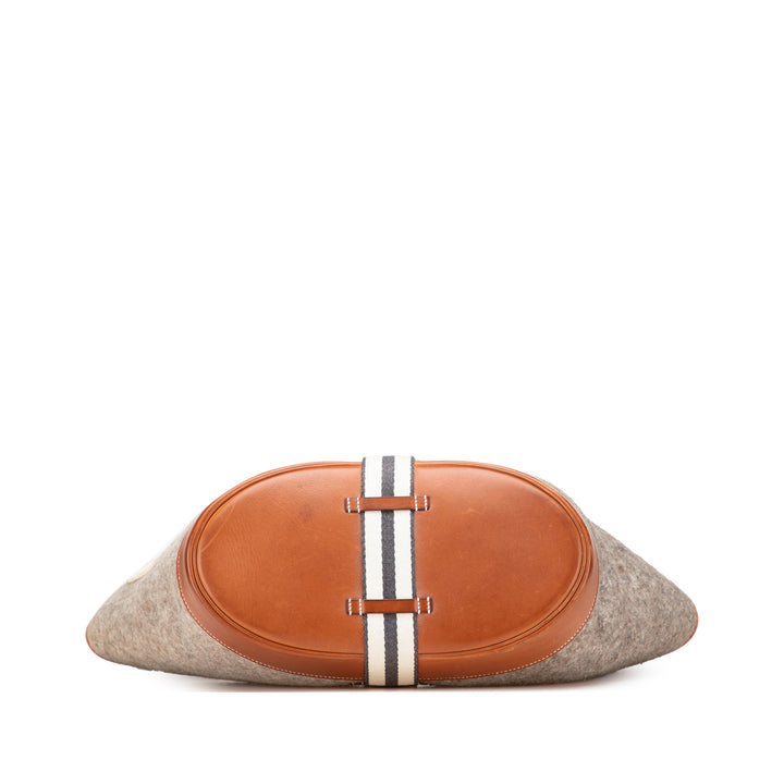 Hermès Felt Camails Bucket Bag Gris