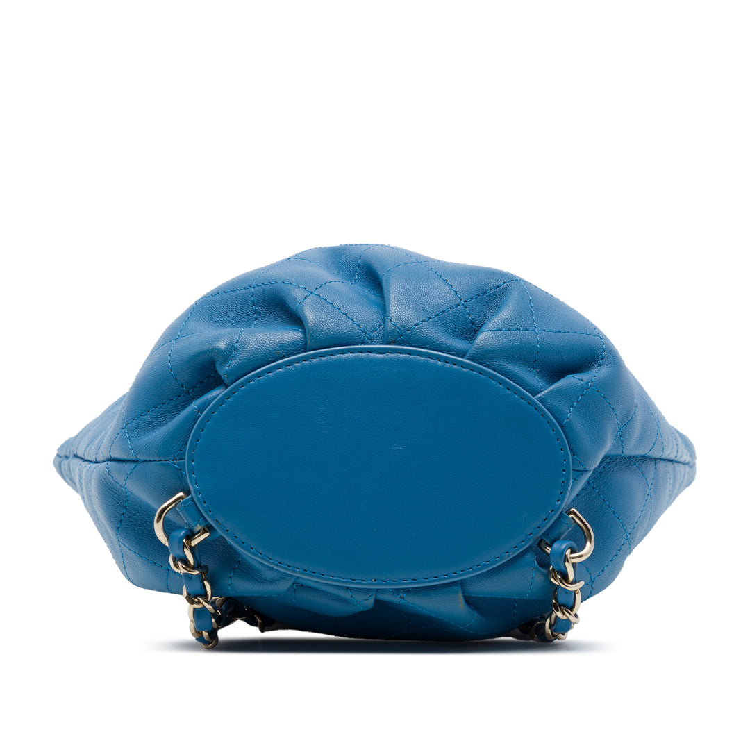 CC Matelassé Sac seau à dos Cuir de veau Bleu