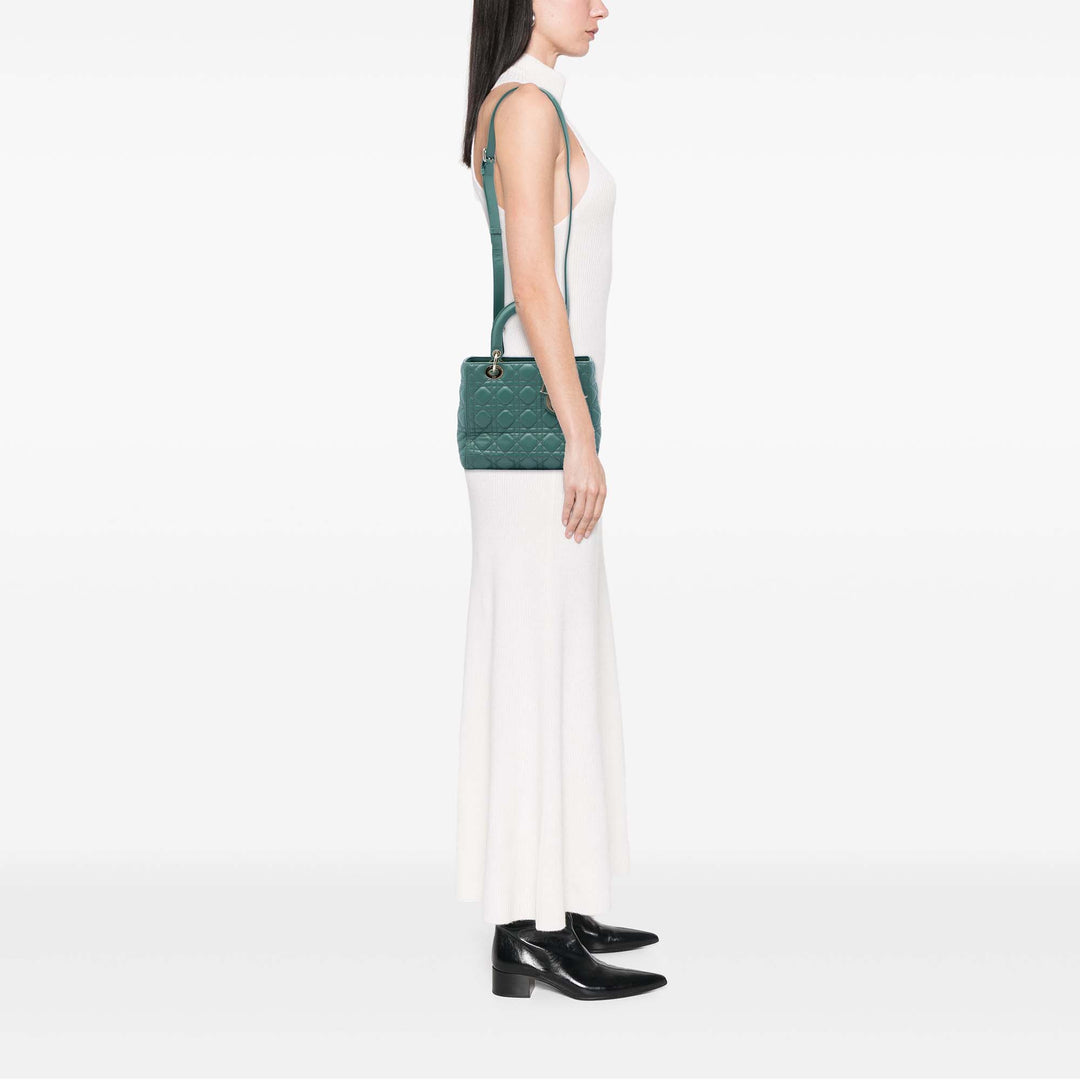Dior Lady Dior Cannage Moyen Cuir d'agneau Vert – vue 5 – GABY PARIS