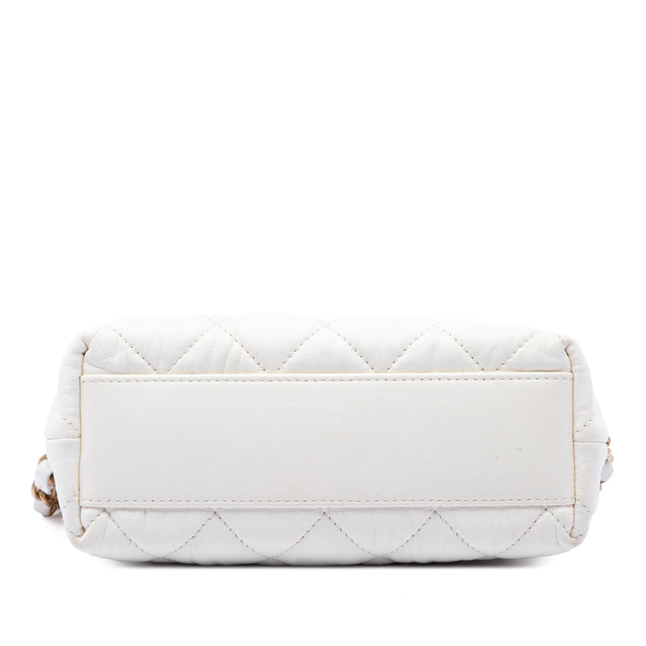 Chanel Sac à main CC Matelassé Hobo Cuir d'agneau Blanc – vue 3 – GABY PARIS