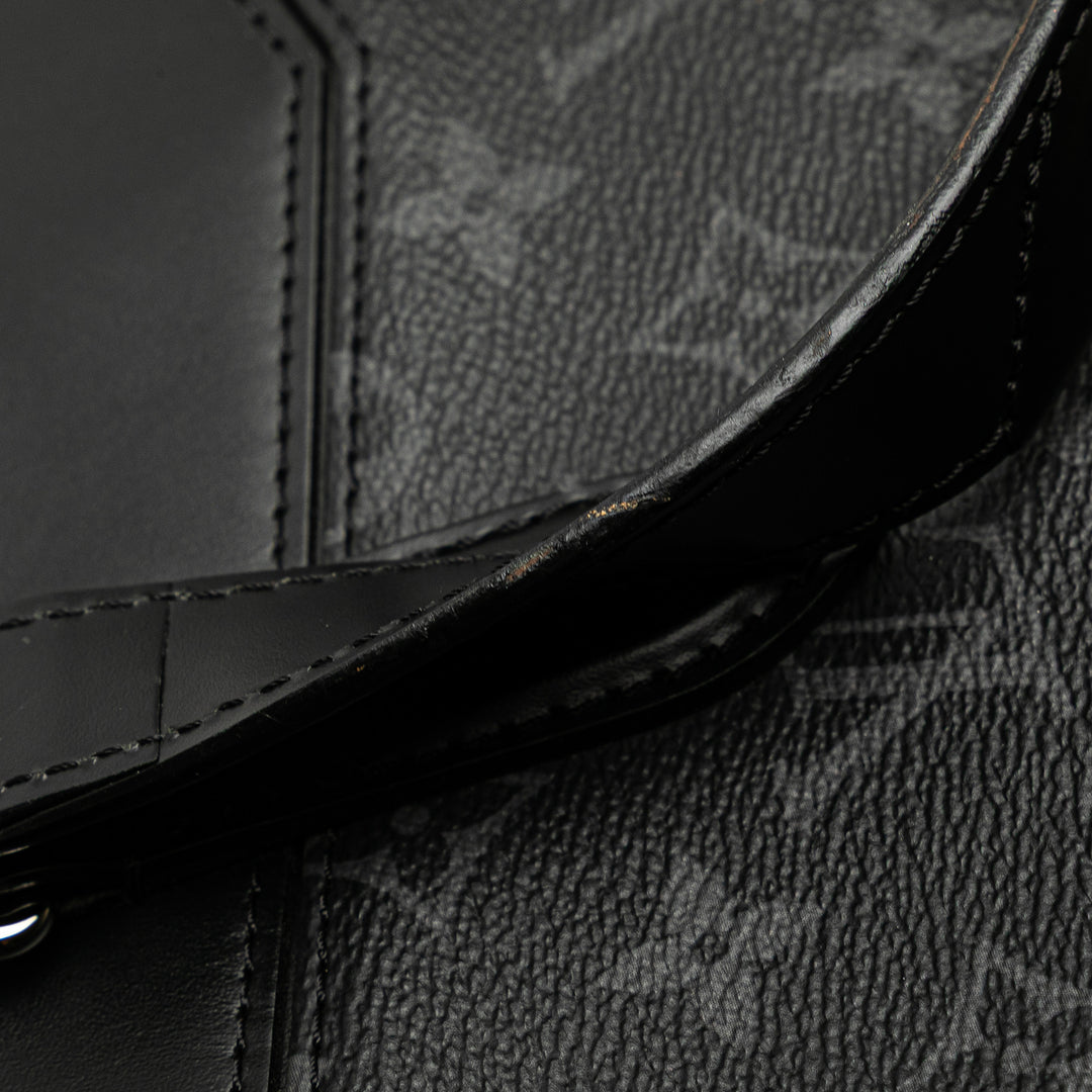 Louis Vuitton Monogram Eclipse Explorer Business Bag Noir