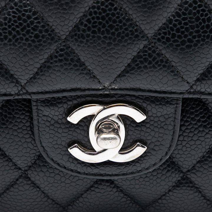 Chanel Medium Classic Caviar Double rabat