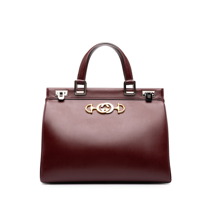 Gucci Sac à main Zumi à Moyen Cuir de veau Rouge – vue principale – GABY PARIS