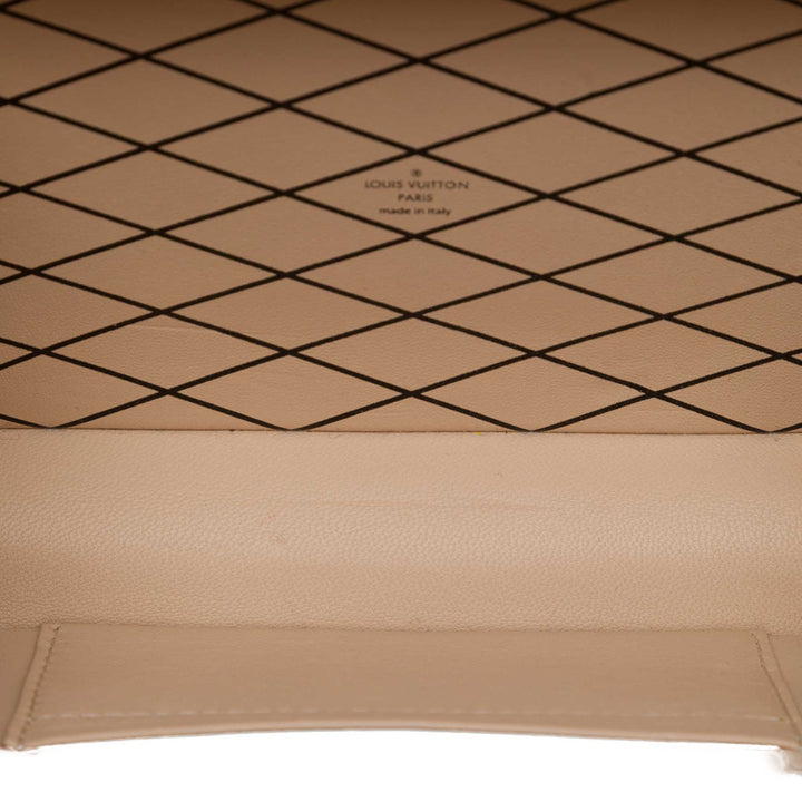 Louis Vuitton Sac bandoulière Malle Épi Petite Doré – vue 4 – GABY PARIS