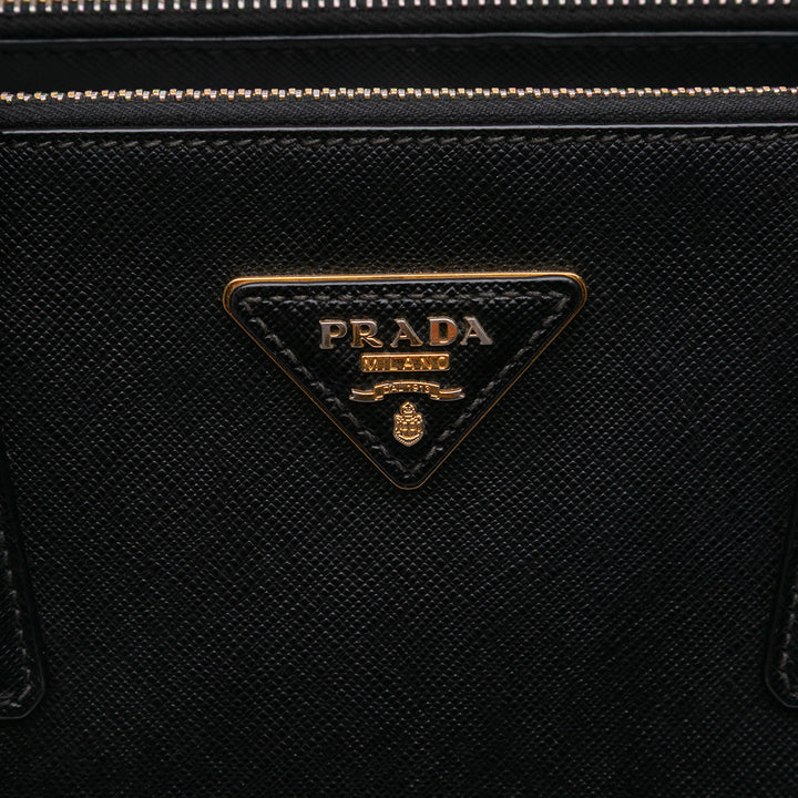 Prada Small Saffiano Lux Galleria Double Zip Satchel Noir – GABY PARIS Authentique