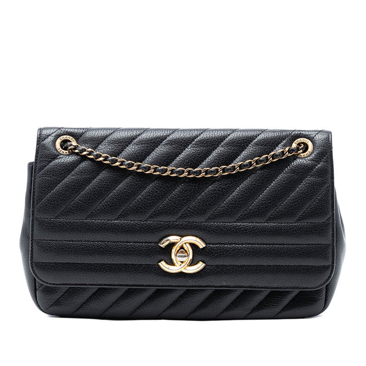 Chanel Medium Diagonal Matelassé Cuir de chèvre à rabat