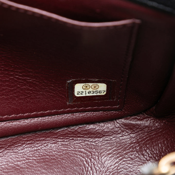 Chanel Medium Diagonal Matelassé Cuir de chèvre à rabat