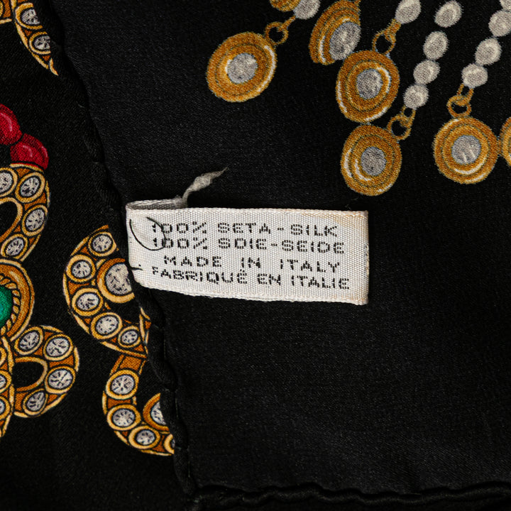 Chanel Bijoux Soie Foulard Noir – GABY PARIS Authentique