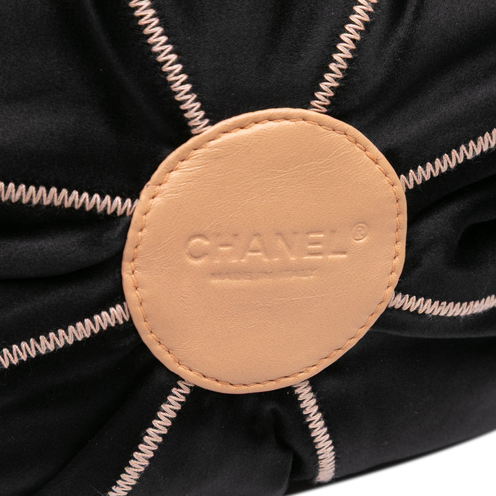 Chanel Cuir d’agneau and Satin Reversible Sac Cordon Bucket Bag Noir – GABY PARIS Authentique
