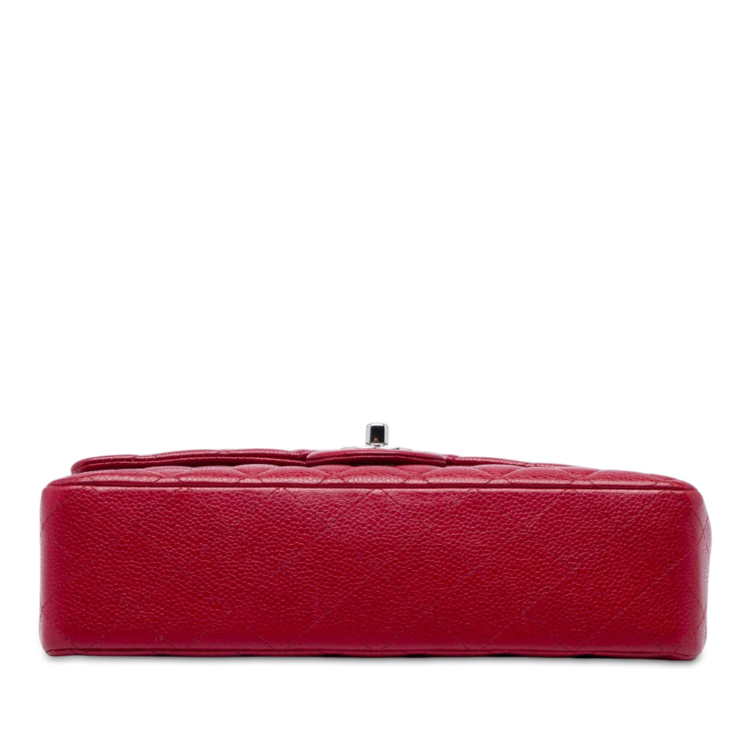Chanel Sac porté épaule Classic Double rabat Moyen Cuir caviar Rouge – vue 3 – GABY PARIS